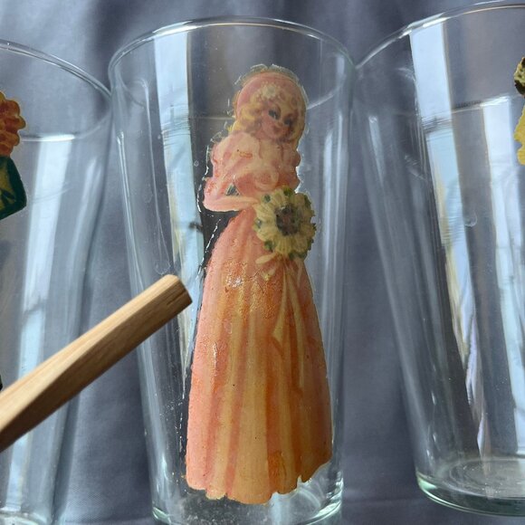 Vtg Pin Up Girl Peek A Boo Drinking Glasses Set of 4 Risque Novelty Collectible - Picture 5 of 11